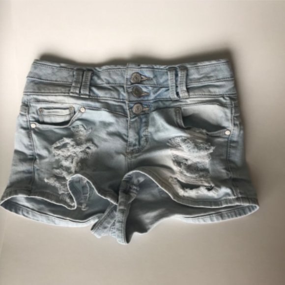 High waisted distressed denim shorts - Picture 1 of 7